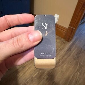 Seint Moonlit Highlight.